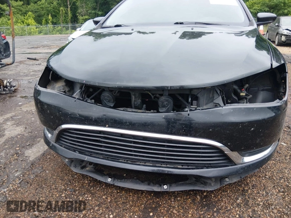 ✅ 2017 Chrysler 200 Limited Platinum • VIN: 1C3CCCAB6HN507560 • Лот: 44994995. Опубликован ранее на IAAI с пробегом 135 826 миль. Бесплатный доступ к архиву аукционных продаж из США и подробный отчёт об истории автомобиля на DreamBid. Изображение 6.