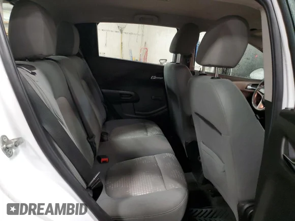✅ 2014 Chevrolet Sonic LS • VIN: 1G1JA6SH9E4139074 • Lot: 86381424. Wystawiony na Copart z przebiegiem 184 517 mil. Bezpłatny archiwum sprzedaży aukcyjnych z USA i szczegółowy raport historii pojazdu na DreamBid. Zdjęcie 10.