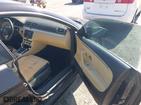 ✅ 2013 Volkswagen CC R-Line • VIN: WVWBN7AN5DE542006 • Lot: 45043455. Wystawiony na IAAI z przebiegiem 173 746 mil. Bezpłatny archiwum sprzedaży aukcyjnych z USA i szczegółowy raport historii pojazdu na DreamBid. Zdjęcie 5.