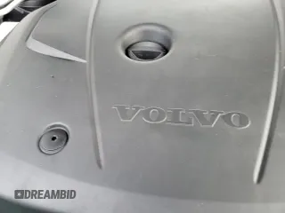 ✅ 2020 Volvo V60 • VIN: YV4102WK9L1039206 • Lot: 86549475. Wystawiony na Copart z przebiegiem 85 258 mil. Bezpłatny archiwum sprzedaży aukcyjnych z USA i szczegółowy raport historii pojazdu na DreamBid. Zdjęcie 14.