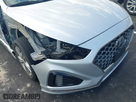 ✅ 2018 Hyundai Sonata Limited • VIN: 5NPE34AF4JH701880 • Lot: 43025923. Wystawiony na IAAI z przebiegiem 92 567 mil. Bezpłatny archiwum sprzedaży aukcyjnych z USA i szczegółowy raport historii pojazdu na DreamBid. Zdjęcie 6.
