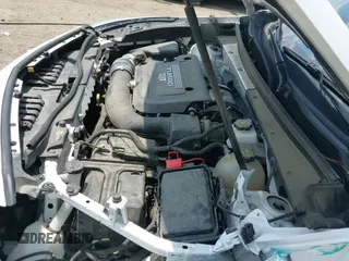 ✅ 2023 Cadillac XT4 FWD Premium Luxury • VIN: 1GYFZCR4XPF100549 • Lot: 42877063. Wystawiony na IAAI z przebiegiem 46 980 mil. Bezpłatny archiwum sprzedaży aukcyjnych z USA i szczegółowy raport historii pojazdu na DreamBid. Zdjęcie 22.