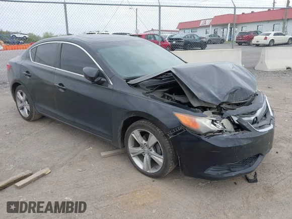 ✅ 2015 Acura ILX • VIN: 19VDE1F38FE000329 • Lot: 44712490. Wystawiony na IAAI z przebiegiem 231 656 mil. Bezpłatny archiwum sprzedaży aukcyjnych z USA i szczegółowy raport historii pojazdu na DreamBid. Zdjęcie 1.