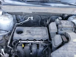 ✅ 2011 Hyundai Santa Fe GLS • VIN: 5XYZG3AB6BG016706 • Lot: 82797634. Listed on Copart with 186,201 mi. Free auction sales archive from the USA and detailed vehicle history report at DreamBid. Image 14.