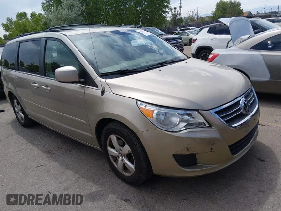 ✅ 2009 Volkswagen Routan SE • VIN: 2V8HW34179R599041 • Лот: 45110891. Опубликован ранее на IAAI с пробегом 252 778 миль. Бесплатный доступ к архиву аукционных продаж из США и подробный отчёт об истории автомобиля на DreamBid. Изображение 1.