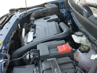 ✅ 2026 Chevrolet Equinox FWD LT • VIN: 3GNAXHEG0TL120268 • Lot: 43037826. Listed on IAAI with 9,420 mi. Free auction sales archive from the USA and detailed vehicle history report at DreamBid. Image 19.