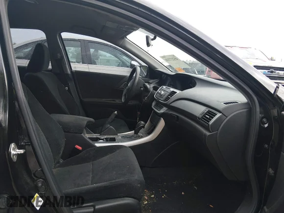 ✅ 2013 Honda Accord LX • VIN: 1HGCR2F30DA123816 • Lot: 45227310. Wystawiony na IAAI z przebiegiem 210 961 mil. Bezpłatny archiwum sprzedaży aukcyjnych z USA i szczegółowy raport historii pojazdu na DreamBid. Zdjęcie 5.