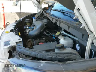 ✅ 2018 Ford Transit • VIN: 1FTYR2CM2JKB35831 • Lot: 42326559. Wystawiony na IAAI z przebiegiem 90 590 mil. Bezpłatny archiwum sprzedaży aukcyjnych z USA i szczegółowy raport historii pojazdu na DreamBid. Zdjęcie 19.