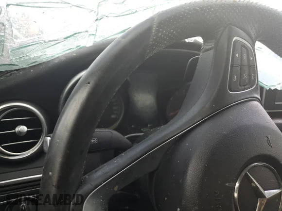 ✅ 2017 Mercedes-Benz C 300 • VIN: WDDWF4KB3HR222463 • Lot: 63089072. Listed on Copart with Not provided. Free auction sales archive from the USA and detailed vehicle history report at DreamBid. Image 8.