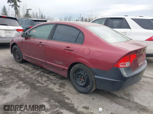 ✅ 2008 Honda Civic LX • VIN: 1HGFA16588L117238 • Lot: 44249478. Wystawiony na IAAI z przebiegiem Nie podano. Bezpłatny archiwum sprzedaży aukcyjnych z USA i szczegółowy raport historii pojazdu na DreamBid. Zdjęcie 3.