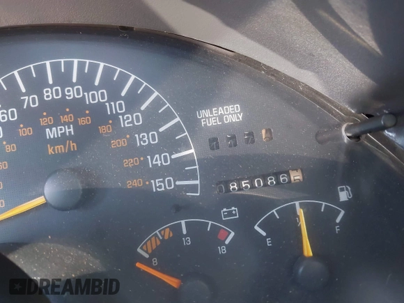 ✅ 1995 Pontiac Firebird Formula • VIN: 2G2FV22P0S2248899 • Lot: 44521691. Wystawiony na IAAI z przebiegiem 85 086 mil. Bezpłatny archiwum sprzedaży aukcyjnych z USA i szczegółowy raport historii pojazdu na DreamBid. Zdjęcie 7.