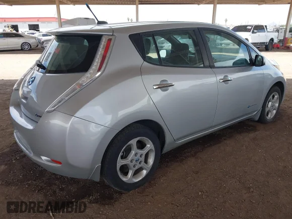 ✅ 2013 Nissan LEAF SL • VIN: 1N4AZ0CP6DC402358 • Лот: 42375634. Опубліковано раніше на IAAI з пробігом 96 862 миль. Безкоштовний доступ до архіву аукціонних продажів зі США та докладний звіт про історію автомобіля на DreamBid. Зображення 4.