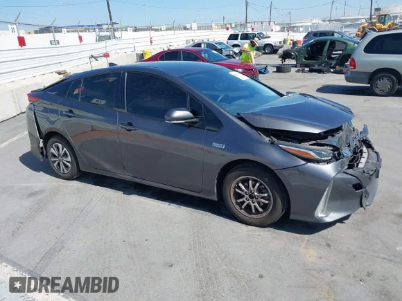 ✅ 2019 Toyota Prius Plus • VIN: JTDKARFP9K3111582 • Lot: 42680738. Listed on IAAI with 86,700 mi. Free auction sales archive from the USA and detailed vehicle history report at DreamBid. Image 1.