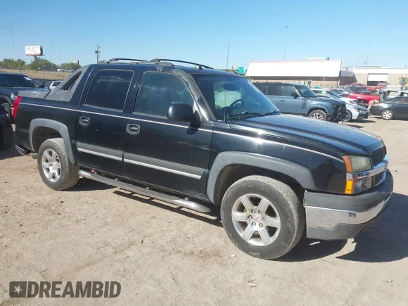 ✅ 2005 Chevrolet Avalanche Z66 • VIN: 3GNEC12Z45G163324 • Lot: 43491490. Wystawiony na IAAI z przebiegiem 228 241 mil. Bezpłatny archiwum sprzedaży aukcyjnych z USA i szczegółowy raport historii pojazdu na DreamBid. Zdjęcie 1.