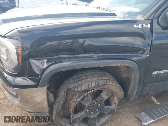 ✅ 2017 GMC Sierra 1500 SLE • VIN: 1GTV2MEC9HZ321536 • Lot: 44684725. Wystawiony na IAAI z przebiegiem 136 305 mil. Bezpłatny archiwum sprzedaży aukcyjnych z USA i szczegółowy raport historii pojazdu na DreamBid. Zdjęcie 6.