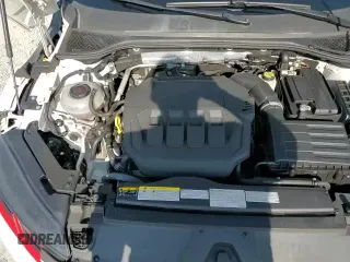 ✅ 2020 Volkswagen Arteon SEL R-Line • VIN: WVWSR7AN3LE012250 • Lot: 64891575. Listed on Copart with 50,709 mi. Free auction sales archive from the USA and detailed vehicle history report at DreamBid. Image 13.