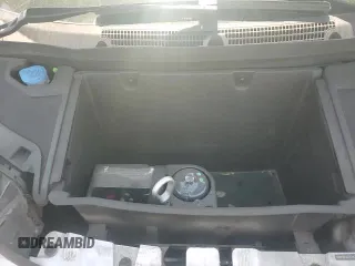 ✅ 2019 BMW i3 • VIN: WBY8P4C51K7D44977 • Lot: 65547735. Listed on Copart with 60,005 mi. Free auction sales archive from the USA and detailed vehicle history report at DreamBid. Image 13.