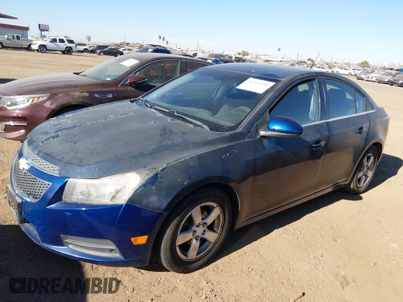 ✅ 2013 Chevrolet Cruze 1LT • VIN: 1G1PC5SB6D7103737 • Lot: 44309396. Wystawiony na IAAI z przebiegiem 146 762 mil. Bezpłatny archiwum sprzedaży aukcyjnych z USA i szczegółowy raport historii pojazdu na DreamBid. Zdjęcie 2.