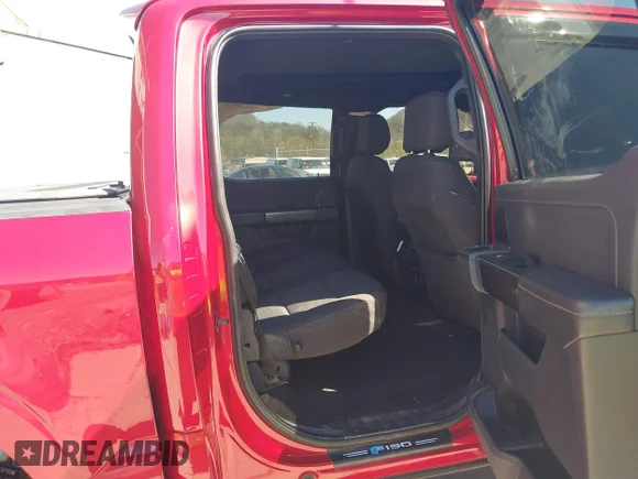 ✅ 2021 Ford F-150 XLT • VIN: 1FTFW1E88MKD12994 • Lot: 44826369. Wystawiony na IAAI z przebiegiem 47 427 mil. Bezpłatny archiwum sprzedaży aukcyjnych z USA i szczegółowy raport historii pojazdu na DreamBid. Zdjęcie 8.