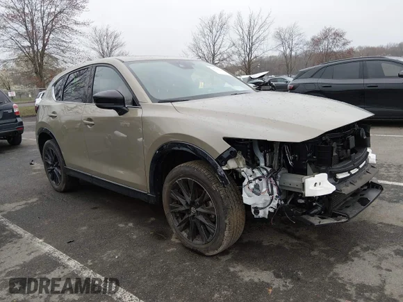 ✅ 2024 Mazda CX-5 Carbon Edition • VIN: JM3KFBAY0R0370814 • Lot: 44759344. Wystawiony na IAAI z przebiegiem 30 293 mil. Bezpłatny archiwum sprzedaży aukcyjnych z USA i szczegółowy raport historii pojazdu na DreamBid. Zdjęcie 1.