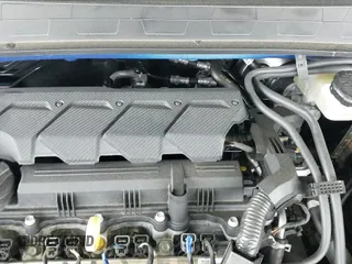 ✅ 2025 Hyundai Venue SEL • VIN: KMHRC8A32SU362585 • Lot: 42472883. Listed on IAAI with 3,133 mi. Free auction sales archive from the USA and detailed vehicle history report at DreamBid. Image 19.