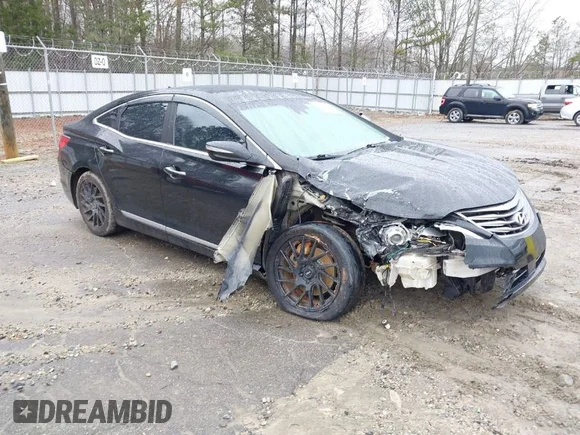 ✅ 2017 Hyundai Azera Limited • VIN: KMHFH4JGXHA590988 • Лот: 41615025. Опубліковано раніше на IAAI з пробігом 100 751 миль. Безкоштовний доступ до архіву аукціонних продажів зі США та докладний звіт про історію автомобіля на DreamBid. Зображення 1.