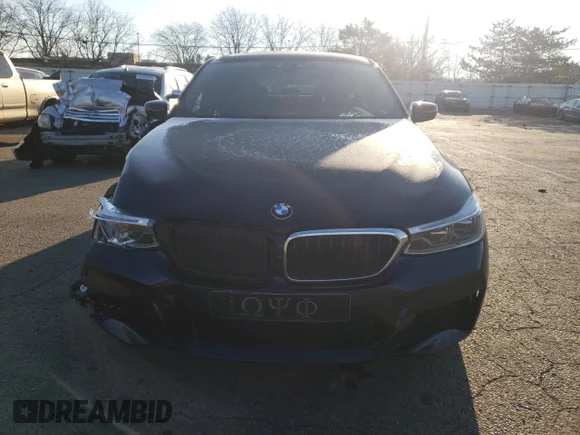✅ 2018 BMW 6 Series 640i xDrive • VIN: WBAJV6C58JBK07576 • Лот: 42206533. Опубликован ранее на Copart с пробегом 42 132 миль. Бесплатный доступ к архиву аукционных продаж из США и подробный отчёт об истории автомобиля на DreamBid. Изображение 5.