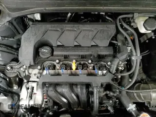 ✅ 2024 Hyundai Venue SE • VIN: KMHRB8A32RU306238 • Lot: 84162244. Listed on Copart with 9,637 mi. Free auction sales archive from the USA and detailed vehicle history report at DreamBid. Image 14.