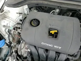 2018 Hyundai Elantra SEL с VIN 5NPD84LF6JH374389, выставлен на аукционе Copart как лот 90103925 с пробегом 111 771 миль миль и Списание • Salvage title. История ставок и продаж доступна на DreamBid. Изображение 13.