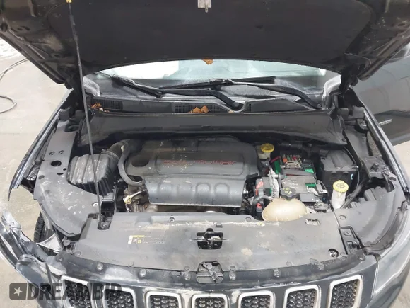 ✅ 2017 Jeep Compass Latitude • VIN: 3C4NJDBB3HT680970 • Лот: 44847259. Опубликован ранее на IAAI с пробегом 100 999 миль. Бесплатный доступ к архиву аукционных продаж из США и подробный отчёт об истории автомобиля на DreamBid. Изображение 10.