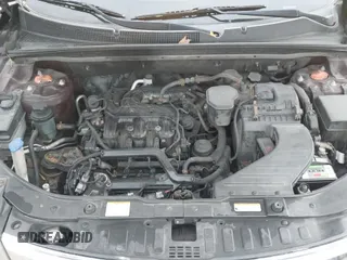 ✅ 2011 Kia Sorento EX • VIN: 5XYKUDA29BG098415 • Lot: 43661872. Listed on IAAI with 205,807 mi. Free auction sales archive from the USA and detailed vehicle history report at DreamBid. Image 12.