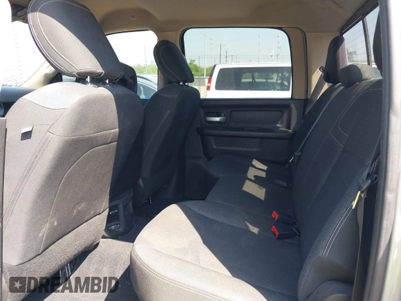 ✅ 2019 Ram 2500 Tradesman • VIN: 3C6UR5CL6KG579561 • Lot: 42191947. Wystawiony na IAAI z przebiegiem 137 195 mil. Bezpłatny archiwum sprzedaży aukcyjnych z USA i szczegółowy raport historii pojazdu na DreamBid. Zdjęcie 8.