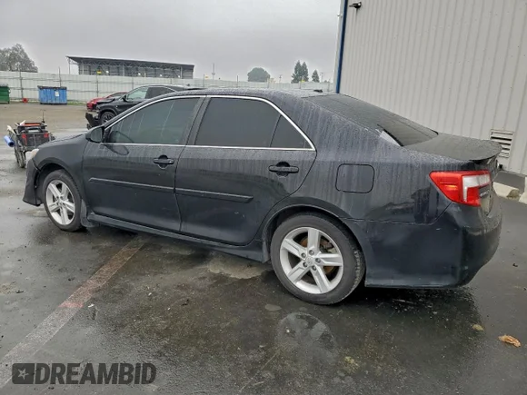 ✅ 2014 Toyota Camry SE • VIN: 4T1BF1FK5EU800987 • Lot: 95893465. Wystawiony na Copart z przebiegiem 172 736 mil. Bezpłatny archiwum sprzedaży aukcyjnych z USA i szczegółowy raport historii pojazdu na DreamBid. Zdjęcie 2.