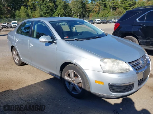✅ 2009 Volkswagen Jetta SE • VIN: 3VWRZ71K99M168006 • Lot: 43249261. Wystawiony na IAAI z przebiegiem 169 113 mil. Bezpłatny archiwum sprzedaży aukcyjnych z USA i szczegółowy raport historii pojazdu na DreamBid. Zdjęcie 1.