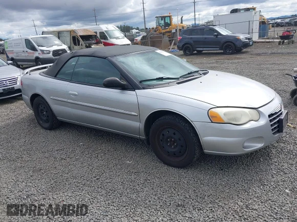 ✅ 2005 Chrysler Sebring Touring • VIN: 1C3EL55R25N576897 • Lot: 42918117. Wystawiony na IAAI z przebiegiem 132 066 mil. Bezpłatny archiwum sprzedaży aukcyjnych z USA i szczegółowy raport historii pojazdu na DreamBid. Zdjęcie 1.