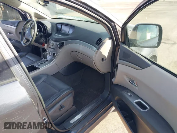 ✅ 2010 Subaru Tribeca Limited • VIN: 4S4WX9HD5A4401521 • Lot: 44496274. Wystawiony na IAAI z przebiegiem 187 694 mil. Bezpłatny archiwum sprzedaży aukcyjnych z USA i szczegółowy raport historii pojazdu na DreamBid. Zdjęcie 5.