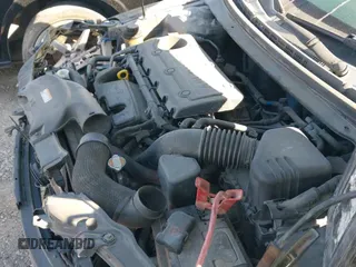 ✅ 2011 Kia Forte EX • VIN: KNAFU4A22B5399633 • Лот: 43586096. Опубликован ранее на IAAI с пробегом 170 380 миль. Бесплатный доступ к архиву аукционных продаж из США и подробный отчёт об истории автомобиля на DreamBid. Изображение 14.