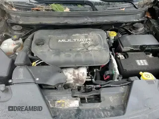 ✅ 2017 Jeep Cherokee Trailhawk L Plus • VIN: 1C4PJMBB7HW659171 • Lot: 52585365. Wystawiony na Copart z przebiegiem 105 764 mil. Bezpłatny archiwum sprzedaży aukcyjnych z USA i szczegółowy raport historii pojazdu na DreamBid. Zdjęcie 14.