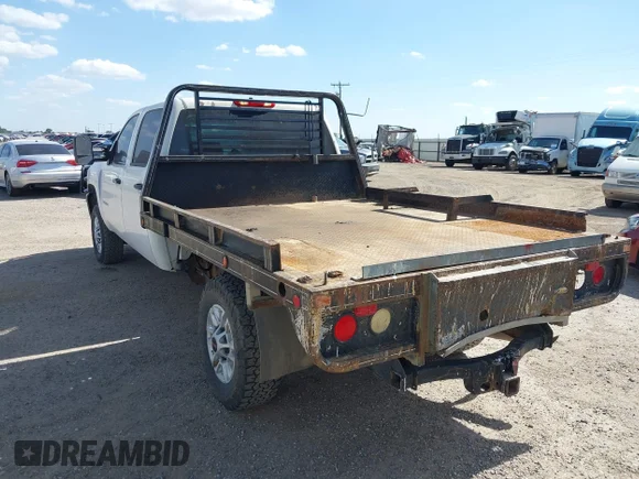✅ 2011 Chevrolet Silverado 2500HD Work Truck • VIN: 1GC1CVCG3BF219942 • Lot: 42788272. Listed on IAAI with 289,767 mi. Free auction sales archive from the USA and detailed vehicle history report at DreamBid. Image 3.