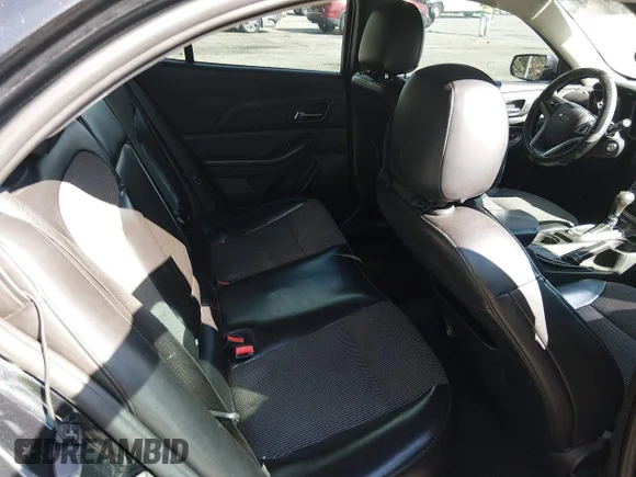 ✅ 2014 Chevrolet Malibu LT • VIN: 1G11E5SL1EF173128 • Lot: 44397834. Wystawiony na IAAI z przebiegiem 140 595 mil. Bezpłatny archiwum sprzedaży aukcyjnych z USA i szczegółowy raport historii pojazdu na DreamBid. Zdjęcie 8.
