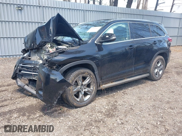 ✅ 2019 Toyota Highlander Limited • VIN: 5TDDZRFH5KS995397 • Lot: 45012622. Wystawiony na IAAI z przebiegiem 42 200 mil. Bezpłatny archiwum sprzedaży aukcyjnych z USA i szczegółowy raport historii pojazdu na DreamBid. Zdjęcie 2.