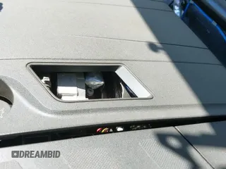 ✅ 2019 Mercedes-Benz G 550 • VIN: WDCYC6BJ4KX322079 • Lot: 41397248. Listed on IAAI with 101,893 mi. Free auction sales archive from the USA and detailed vehicle history report at DreamBid. Image 19.