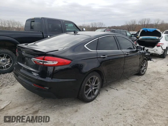 ✅ 2020 Ford Fusion Titanium • VIN: 3FA6P0RU1LR156926 • Лот: 70522672. Опубликован ранее на Copart с пробегом 48 167 миль. Бесплатный доступ к архиву аукционных продаж из США и подробный отчёт об истории автомобиля на DreamBid. Изображение 3.