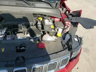 ✅ 2025 Jeep Compass Latitude • VIN: 3C4NJDBN4ST527256 • Lot: 83953405. Wystawiony na Copart z przebiegiem 5 355 mil. Bezpłatny archiwum sprzedaży aukcyjnych z USA i szczegółowy raport historii pojazdu na DreamBid. Zdjęcie 16.