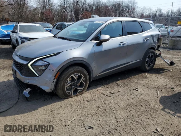 ✅ 2023 Kia Sportage LX • VIN: KNDPUCAF4P7212165 • Lot: 47747186. Wystawiony na Copart z przebiegiem 45 266 mil. Bezpłatny archiwum sprzedaży aukcyjnych z USA i szczegółowy raport historii pojazdu na DreamBid. Zdjęcie 1.