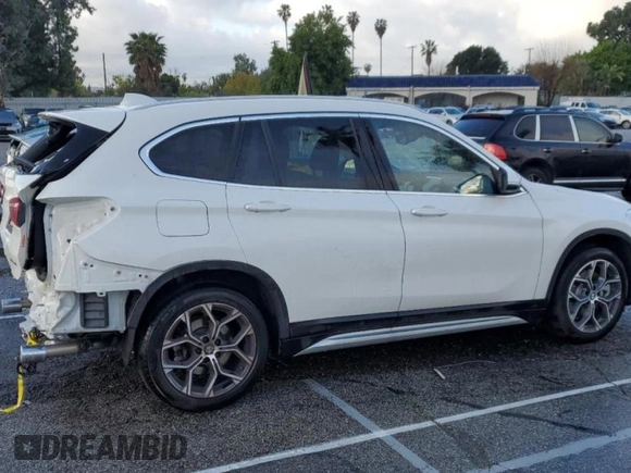 ✅ 2021 BMW X1 sDrive28i • VIN: WBXJG7C02M5U08273 • Лот: 45777903. Опубліковано раніше на Copart з пробігом 15 741 миль. Безкоштовний доступ до архіву аукціонних продажів зі США та докладний звіт про історію автомобіля на DreamBid. Зображення 3.