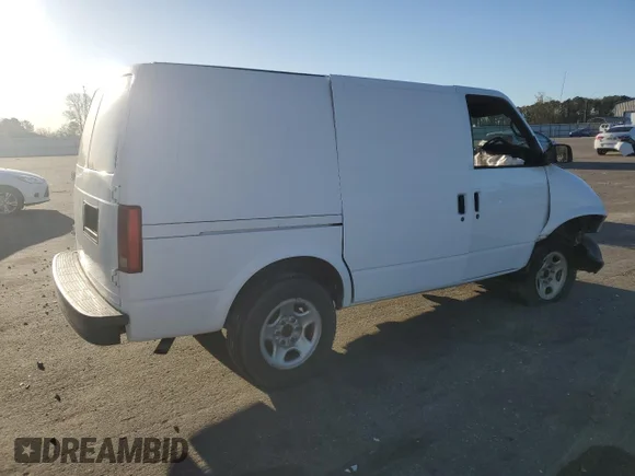 ✅ 2004 Chevrolet Astro Cargo • VIN: 1GCDM19X04B108883 • Lot: 50061715. Wystawiony na Copart z przebiegiem Nie podano. Bezpłatny archiwum sprzedaży aukcyjnych z USA i szczegółowy raport historii pojazdu na DreamBid. Zdjęcie 3.