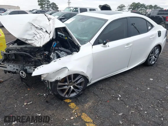 ✅ 2018 Lexus IS 300 • VIN: JTHBA1D2XJ5082801 • Лот: 44122617. Опубліковано раніше на IAAI з пробігом 129 420 миль. Безкоштовний доступ до архіву аукціонних продажів зі США та докладний звіт про історію автомобіля на DreamBid. Зображення 2.