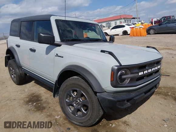 ✅ 2023 Ford Bronco Outer Banks • VIN: 1FMEE5BP3PLB43964 • Лот: 44741119. Опубликован ранее на IAAI с пробегом 54 155 миль. Бесплатный доступ к архиву аукционных продаж из США и подробный отчёт об истории автомобиля на DreamBid. Изображение 1.