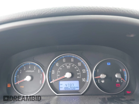 ✅ 2009 Hyundai Santa Fe Limited • VIN: 5NMSH73EX9H262543 • Lot: 44508352. Wystawiony na IAAI z przebiegiem 186 208 mil. Bezpłatny archiwum sprzedaży aukcyjnych z USA i szczegółowy raport historii pojazdu na DreamBid. Zdjęcie 7.